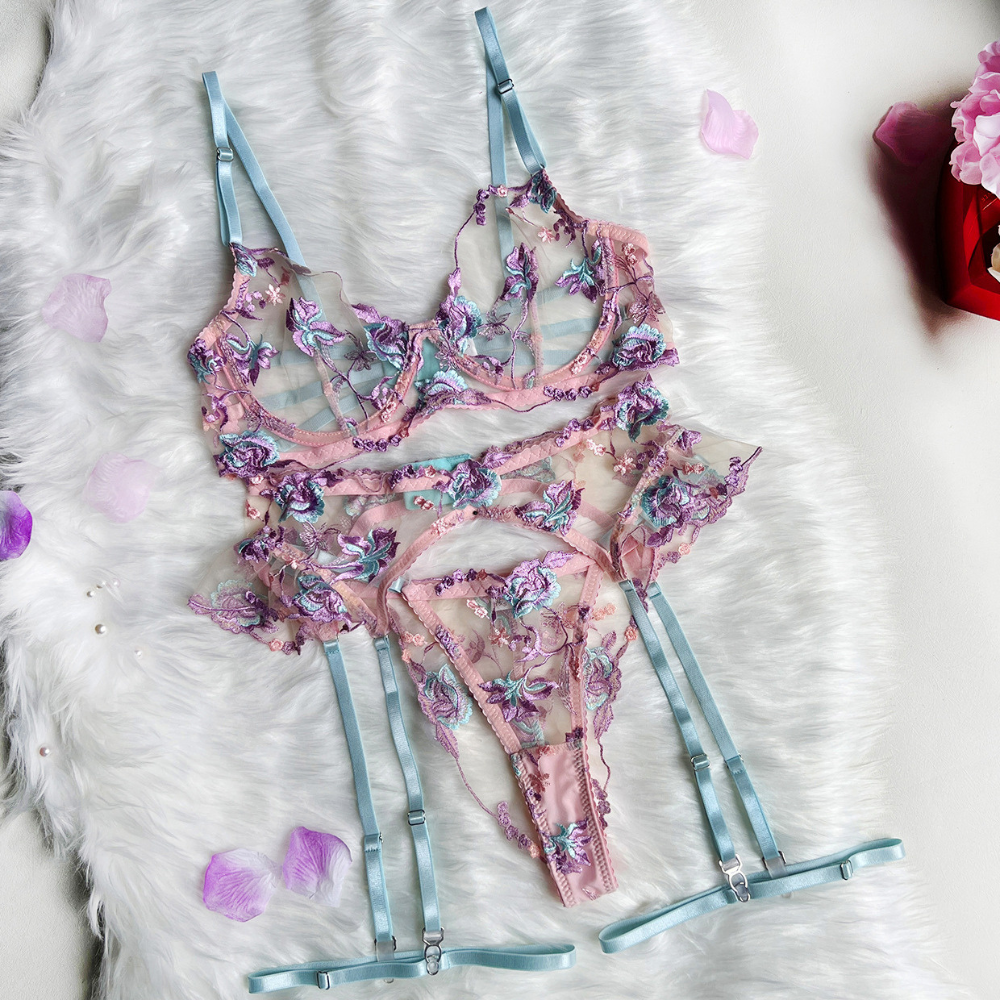 PURPLE BLOOM LINGERIE