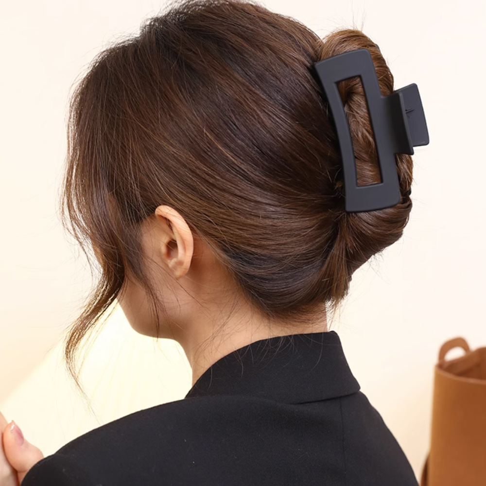 FRENCH HAIR CLIP