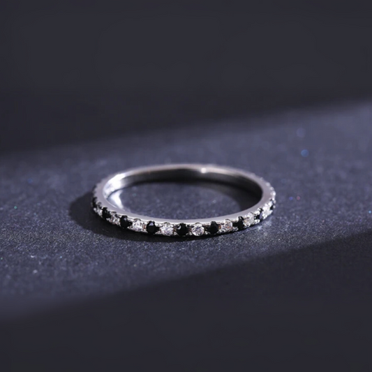 ONYX BAND RING