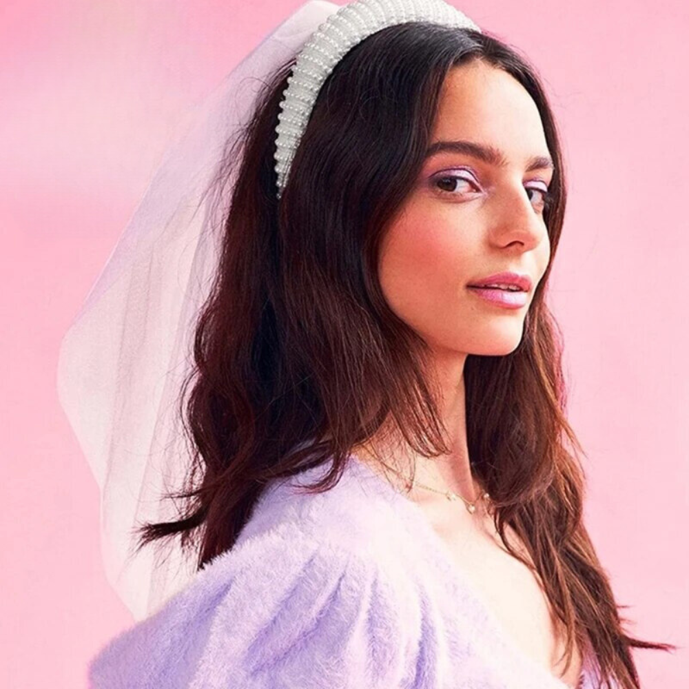 BRIDAL HEADBAND WITH VEIL