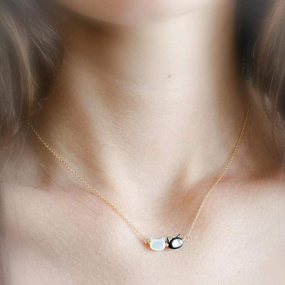 CAT LOVER NECKLACE