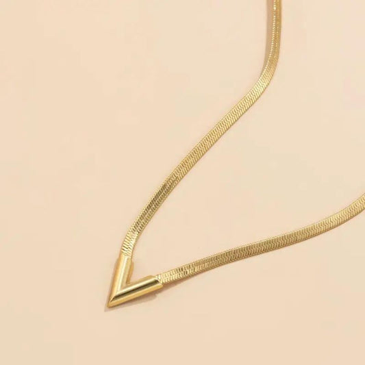 PERSONALITY VINTAGE NECKLACE