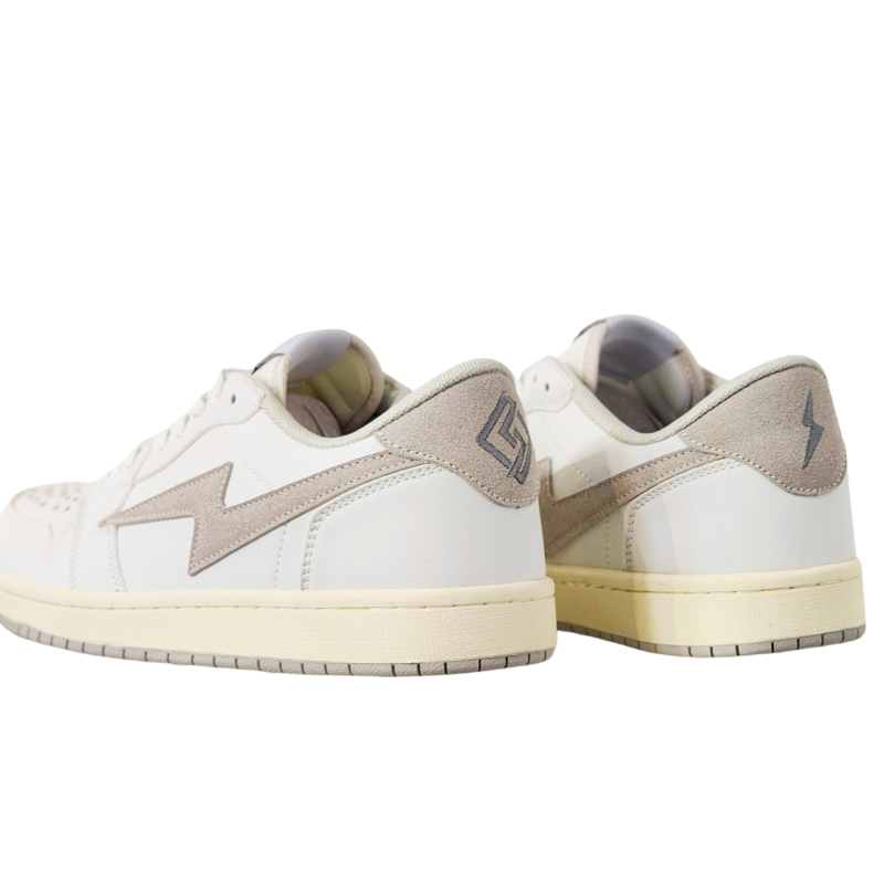 SNK Zeus Sneaker "Essential"