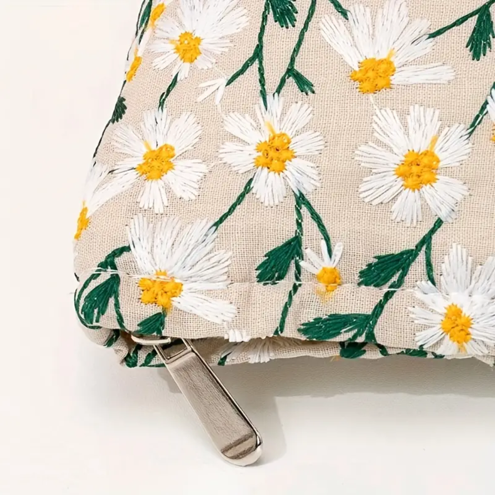 EMBROIDERED FLOWERS MAKEUP BAG