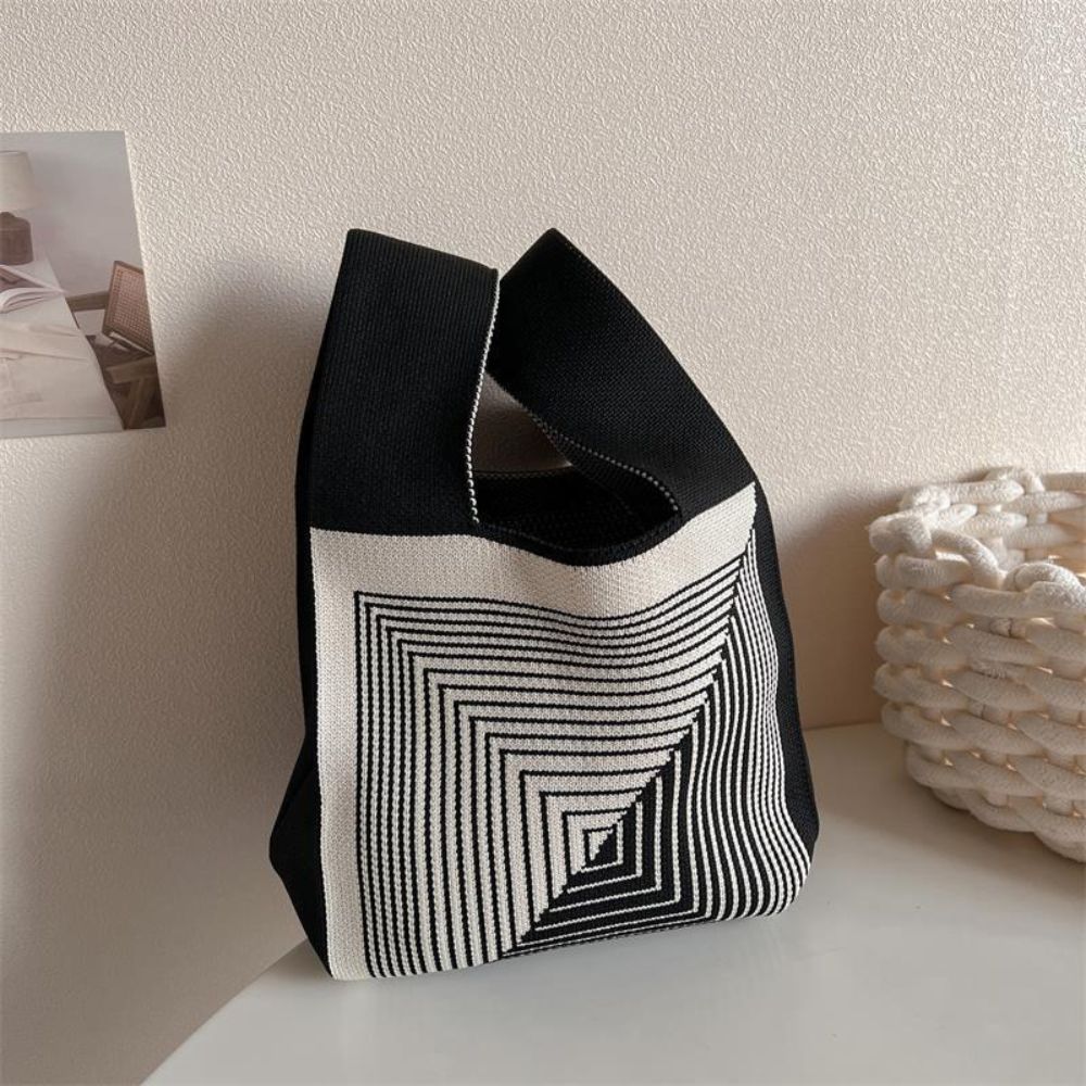 CHIC CROCHET TOTE BAG