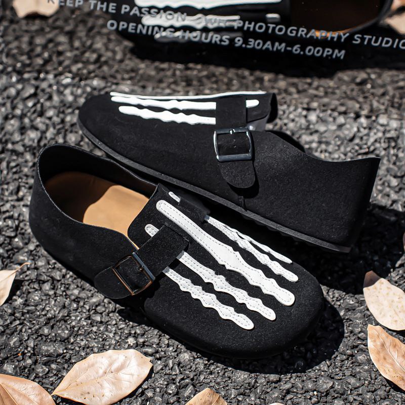 Bones Feet Street Muler