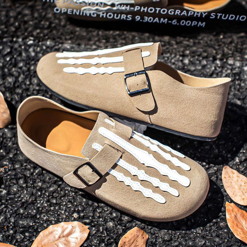 Bones Feet Street Muler